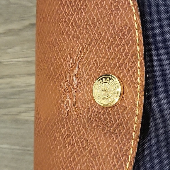 *SOLD* Longchamp Le Pliage Medium bag - Picture 2 of 7